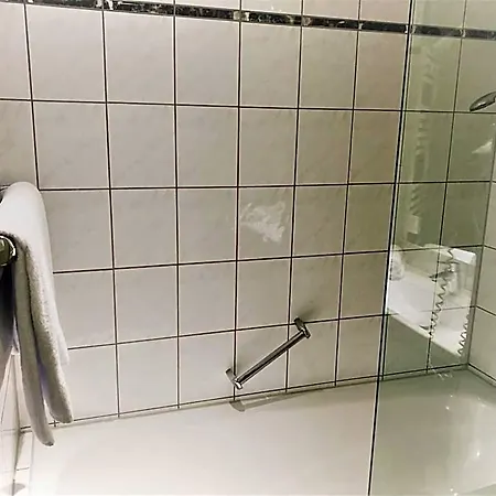 Otel A&m Barsinghausen 3*