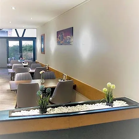 Otel A&m Barsinghausen 3*