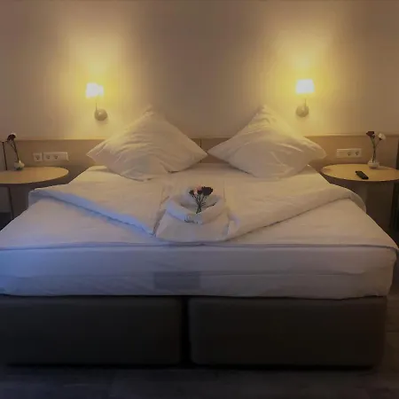 A&m Barsinghausen Hotel 3*